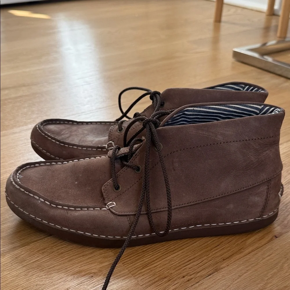 UGG Men's Chocolate Brown Chukka Boots